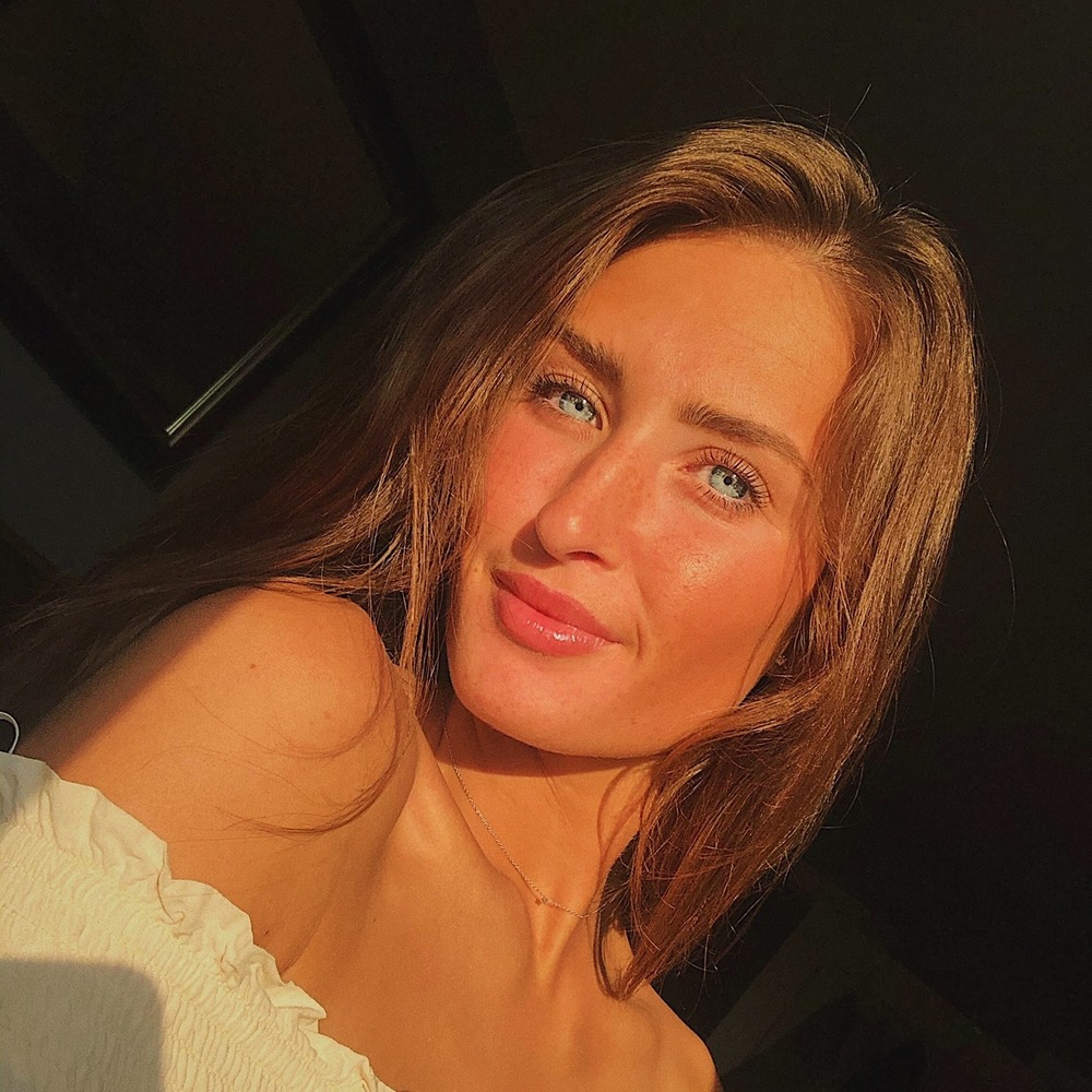 Meet your Posher, Isabel